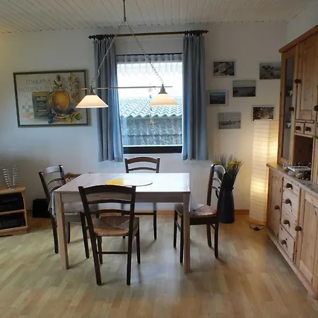 Lange Erdgeschoss Apartmán