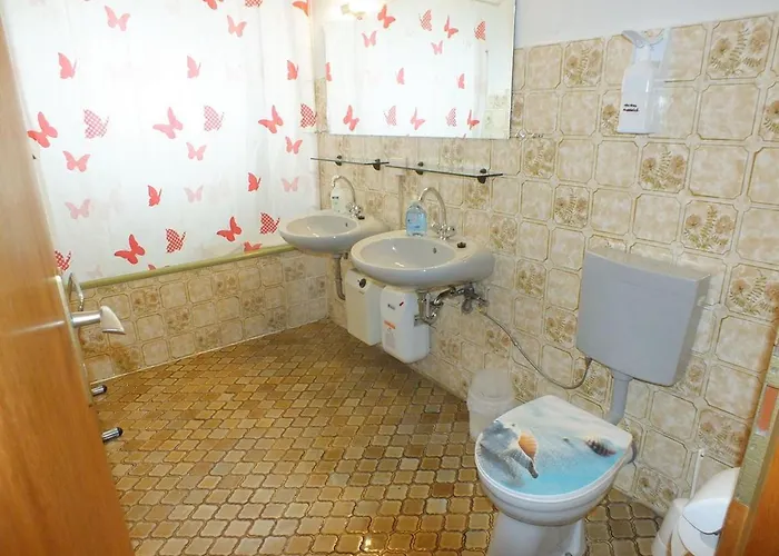 Lange Erdgeschoss Lejlighed *